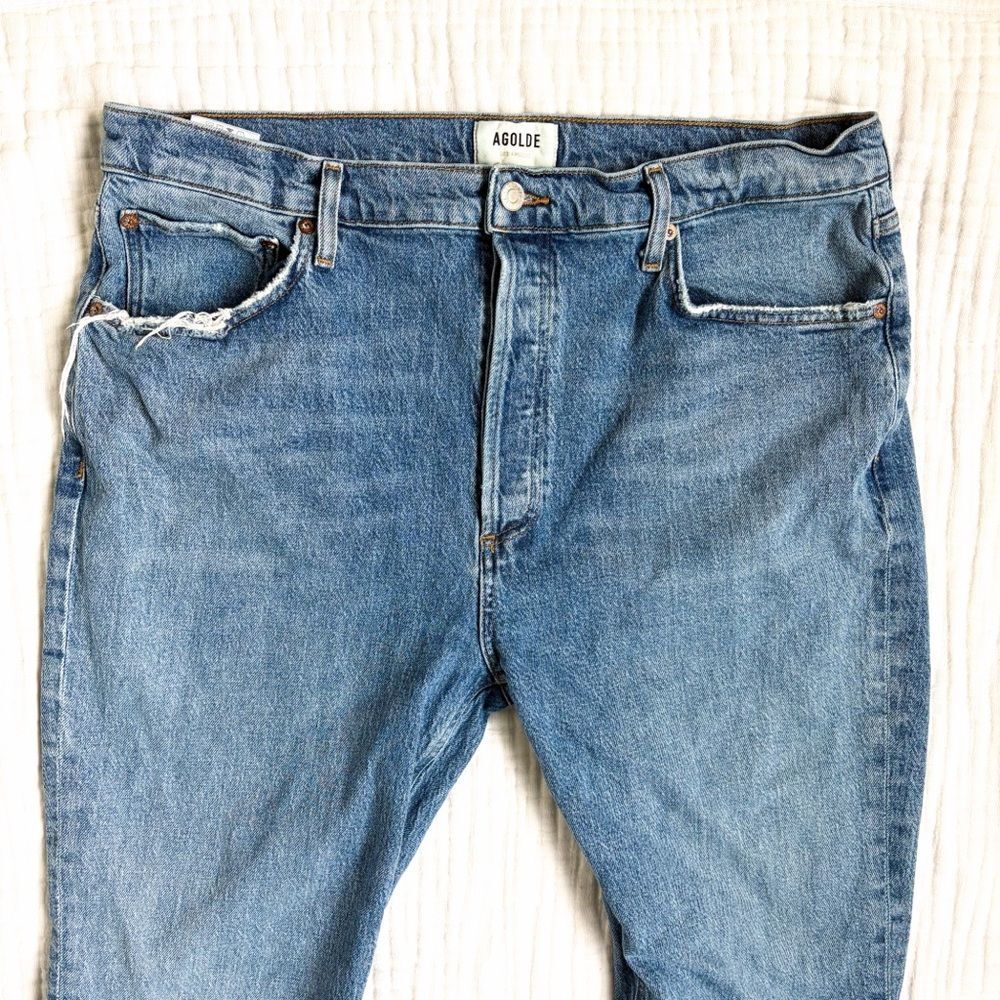 AGOLDE Riley Long High Rise Straight Jeans Moor Wash Distressed Hem 33